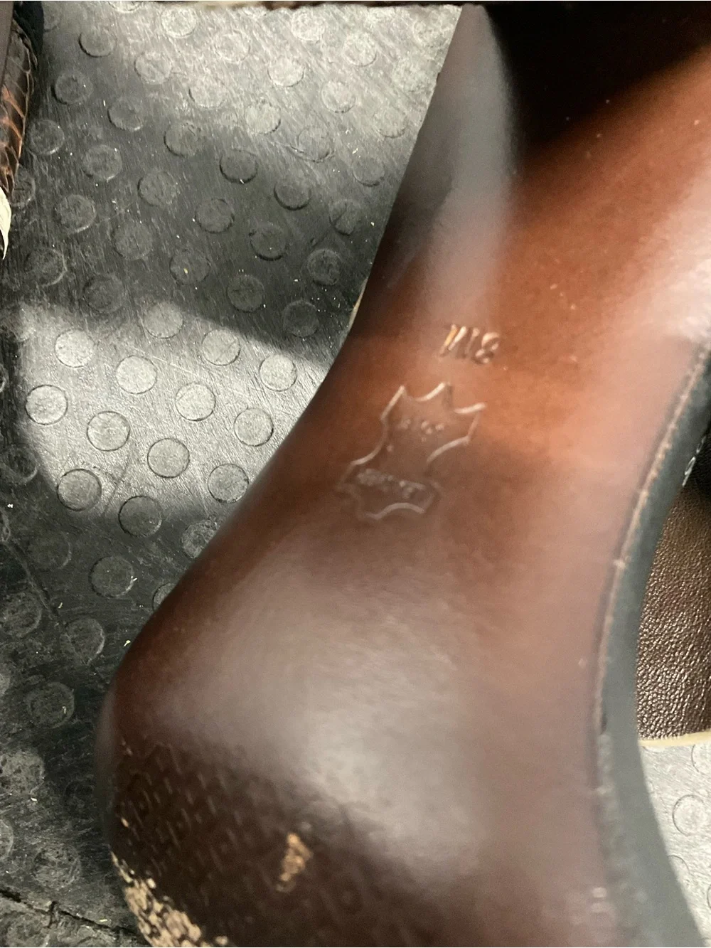 Tory Burch tory burch